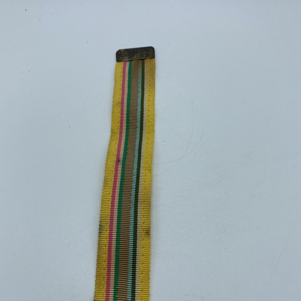 Unbranded Yellow Multicolor Striped D-Ring Belt Women's Size M End to End 31.5" - Picture 10 of 11